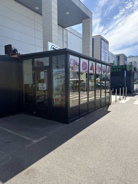 Vanzare container sau predare afacere la cheie,